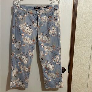 Nine West Floral Capris - Blue and White